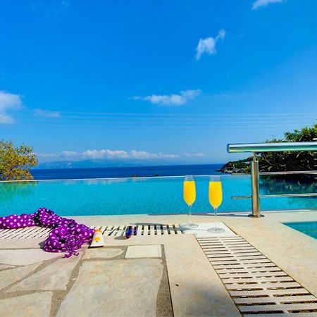 Villa Terra Del Nonno With Sea Views & Pool 가이오스 외부 사진
