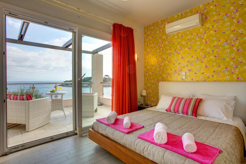 Villa Terra Del Nonno With Sea Views & Pool 가이오스 외부 사진