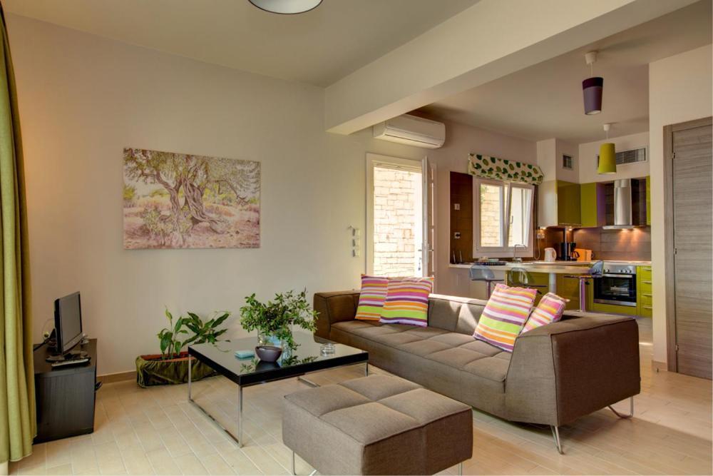 Villa Terra Del Nonno With Sea Views & Pool 가이오스 외부 사진