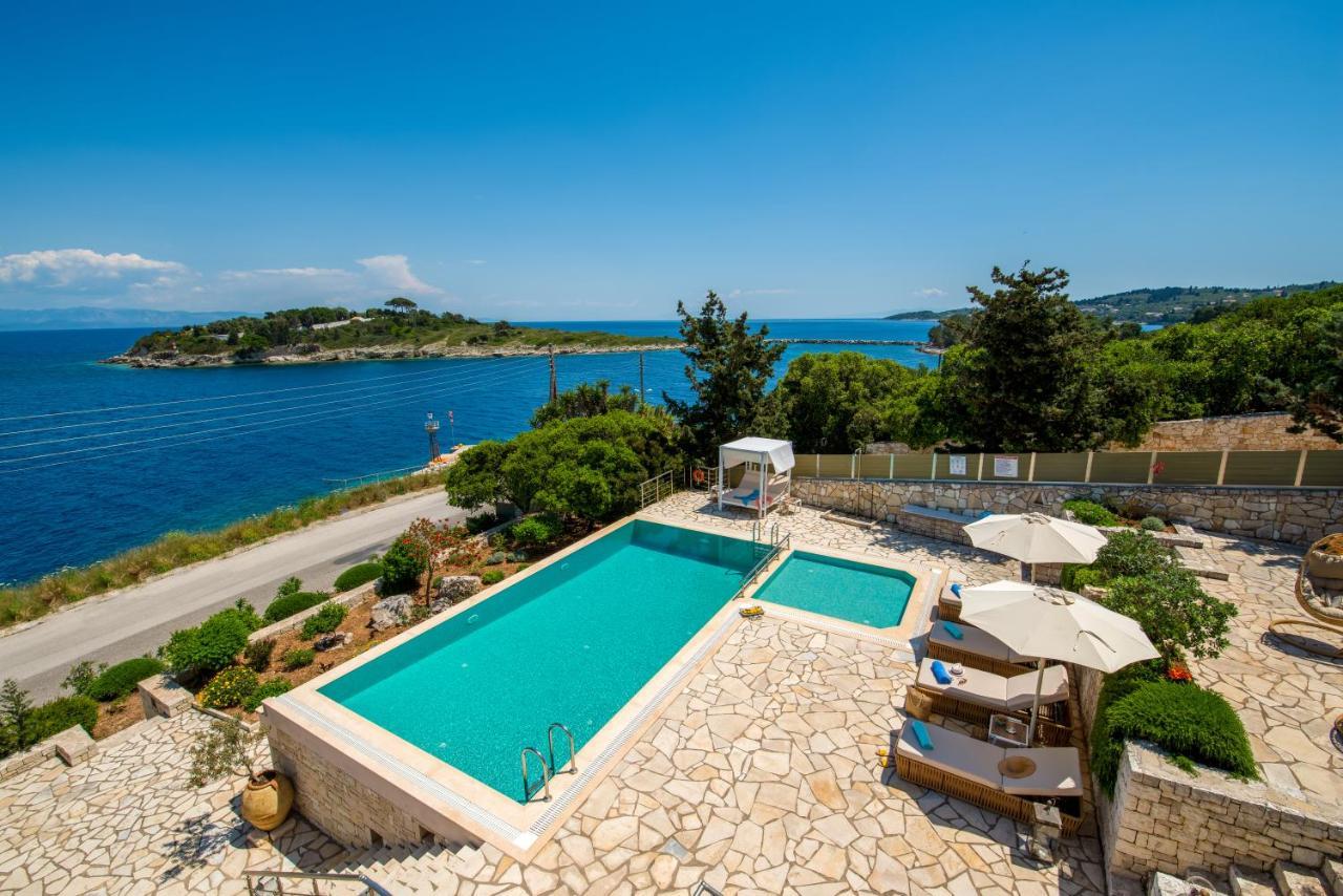 Villa Terra Del Nonno With Sea Views & Pool 가이오스 외부 사진