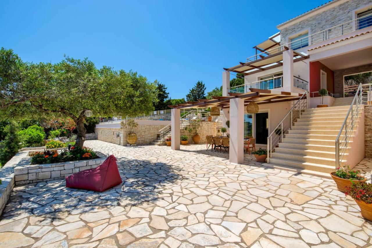 Villa Terra Del Nonno With Sea Views & Pool 가이오스 외부 사진