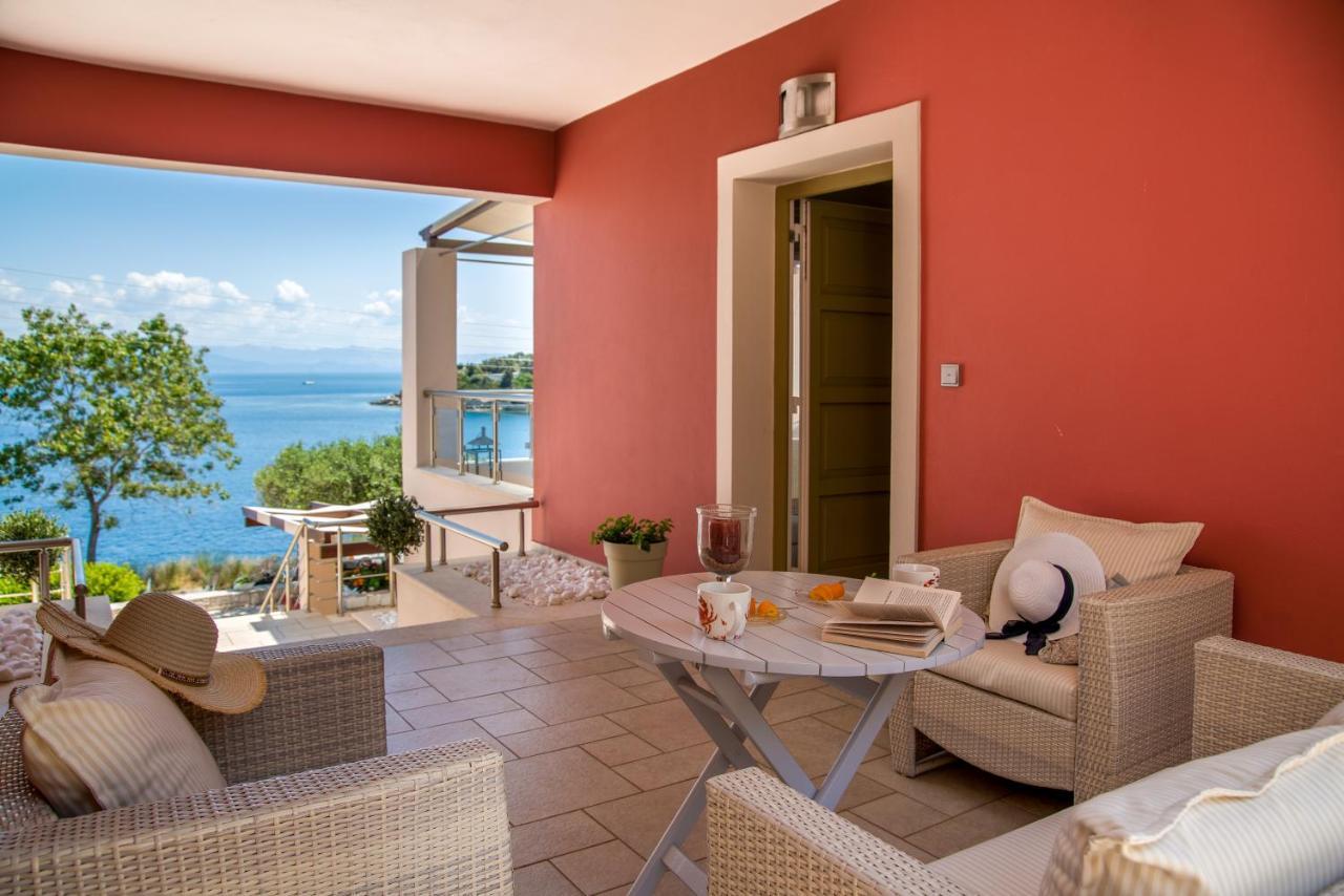 Villa Terra Del Nonno With Sea Views & Pool 가이오스 외부 사진