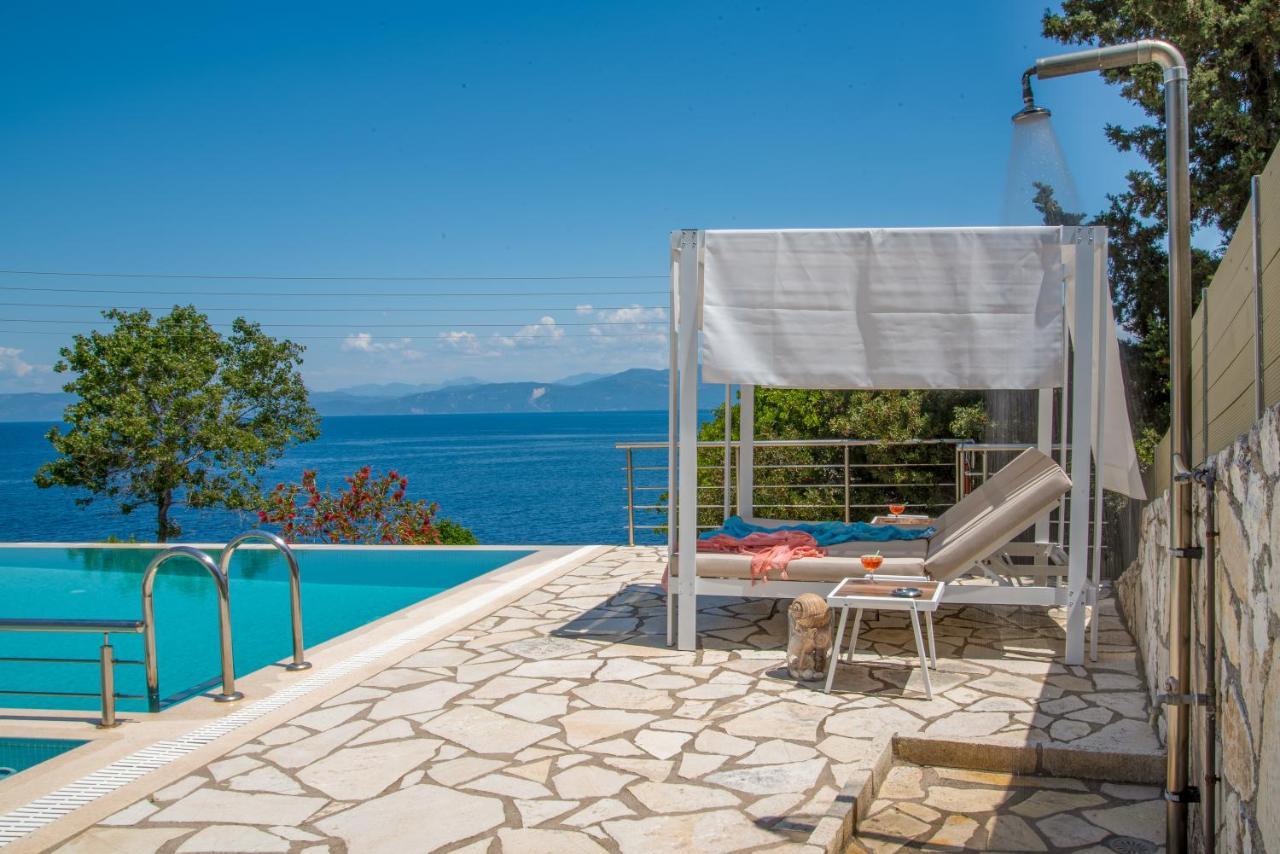 Villa Terra Del Nonno With Sea Views & Pool 가이오스 외부 사진