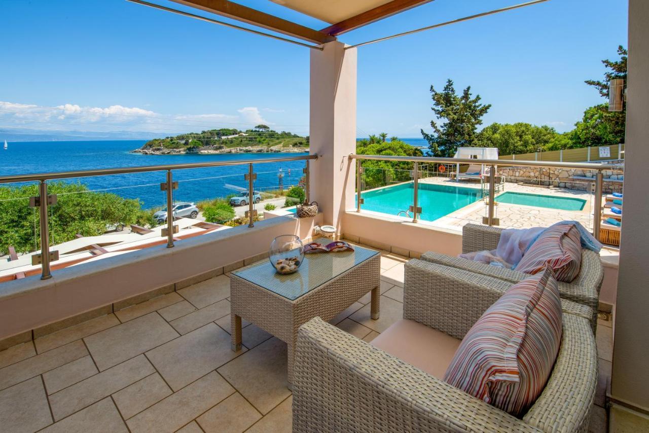 Villa Terra Del Nonno With Sea Views & Pool 가이오스 외부 사진