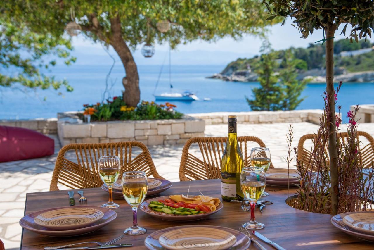 Villa Terra Del Nonno With Sea Views & Pool 가이오스 외부 사진